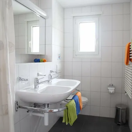 Trepp Apartment *